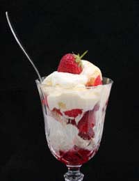Eton Mess Strawberries Cream Meringue